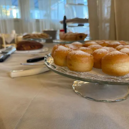 فندق Le Focette مارينا دي بييتراسانْت