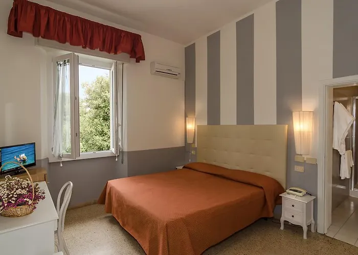 Le Focette مارينا دي بييتراسانْت